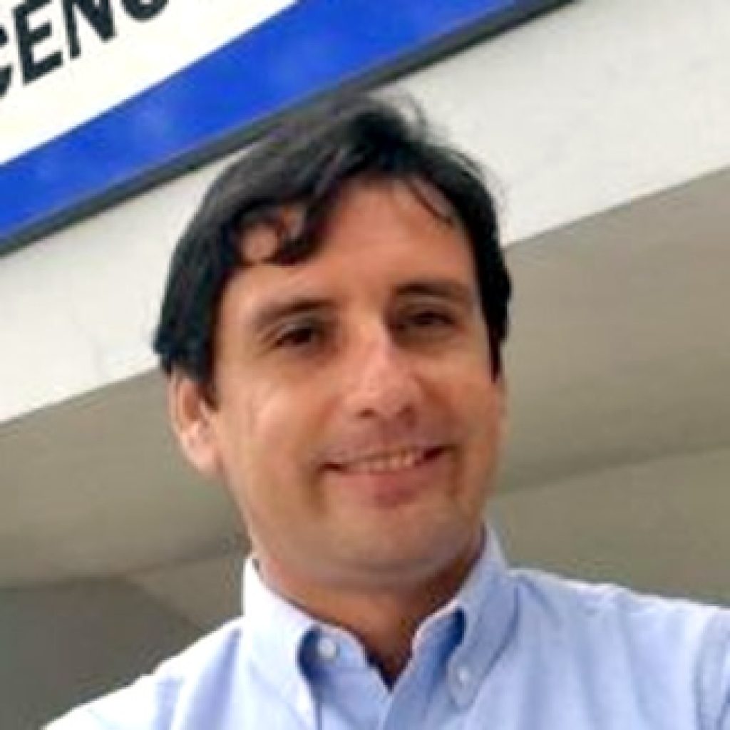 Raúl Antonio Bustos Raúl Bustos InES Género